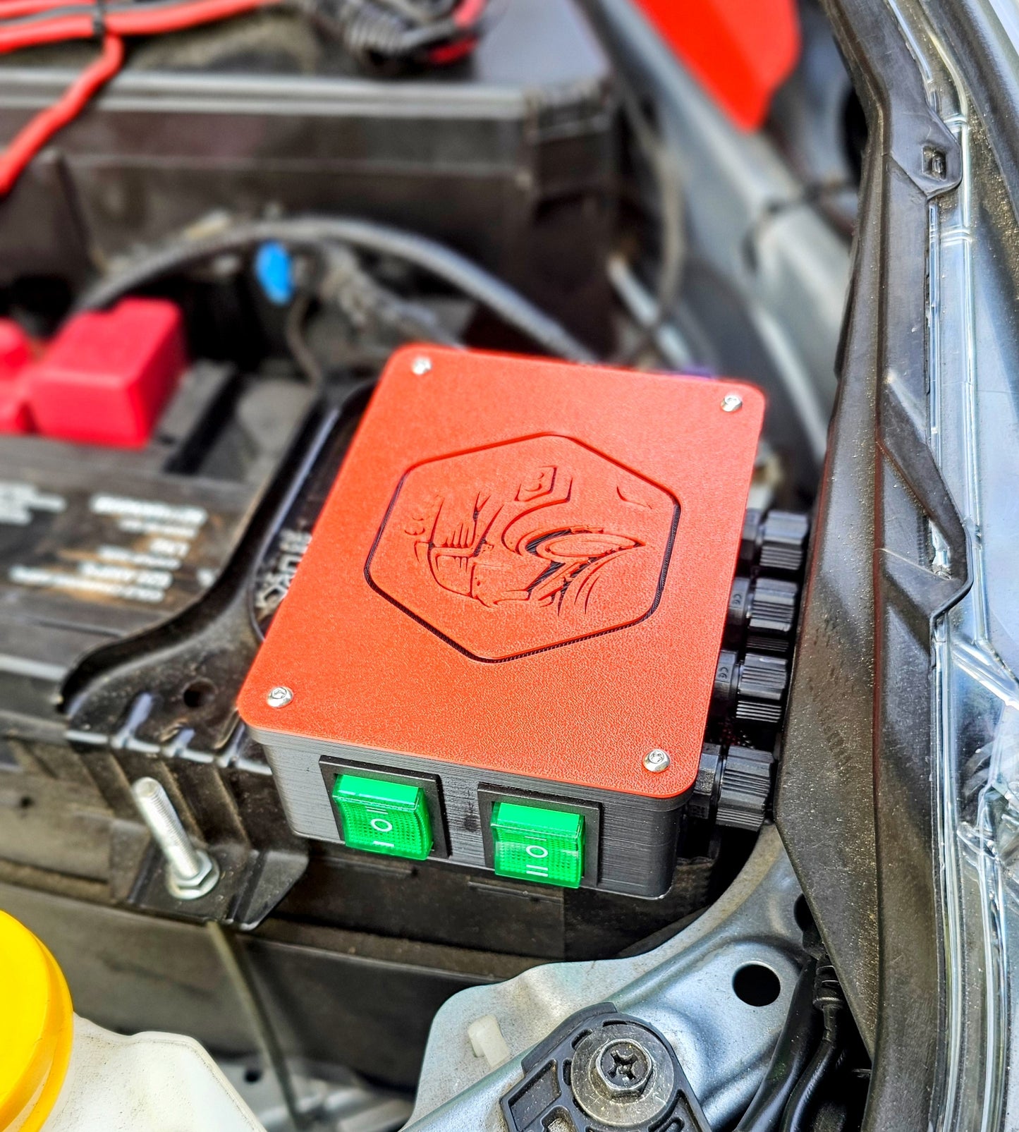 WHD: Wiring harness/controller for the Dual Color LED
