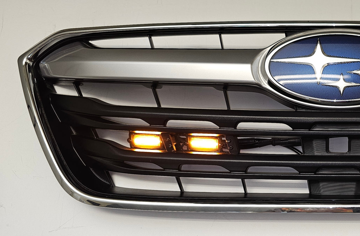 T11.2-2: 2020-22 Subaru Outback DRL/Grille lights