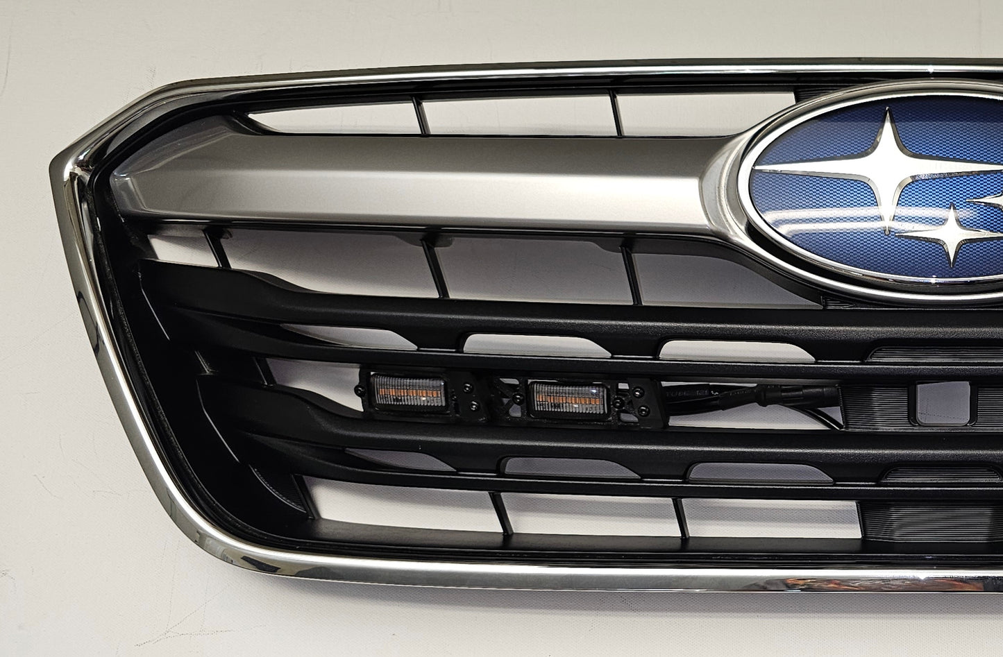 T11.2-2: 2020-22 Subaru Outback DRL/Grille lights