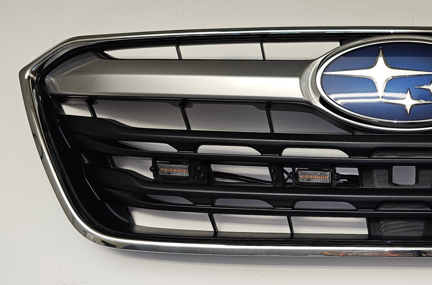 T11.2-3: 2020-22 Subaru Outback DRL/Grille lights